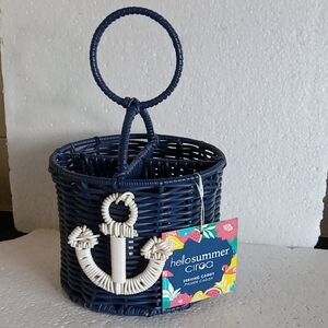 Serving Caddy Wicker New With Tags